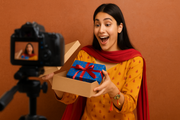 unboxing-rakhi-gift